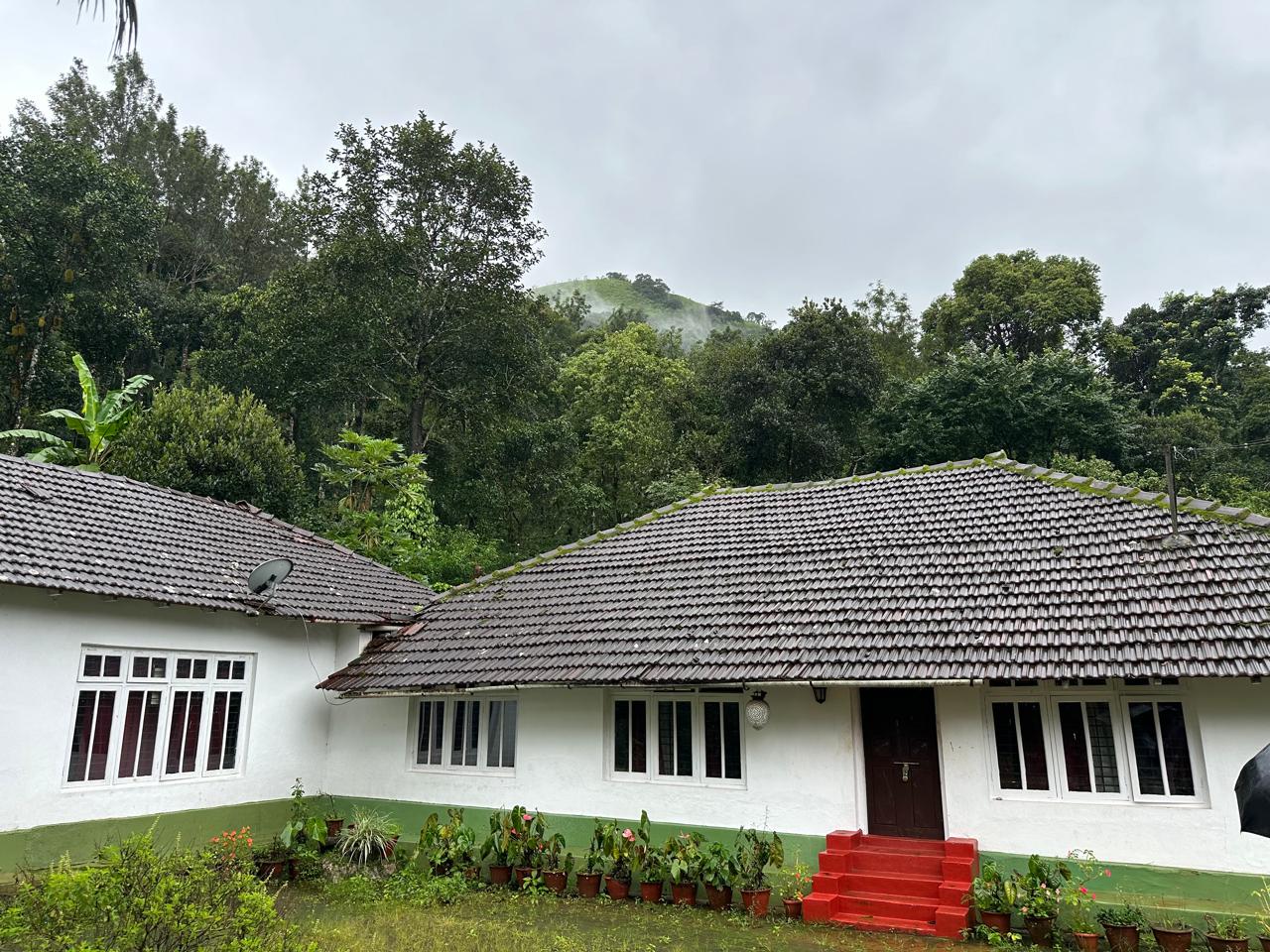 13 acre coffee estate with beautiful farm house for sale in Mudigere - Chikkamgaluru district 