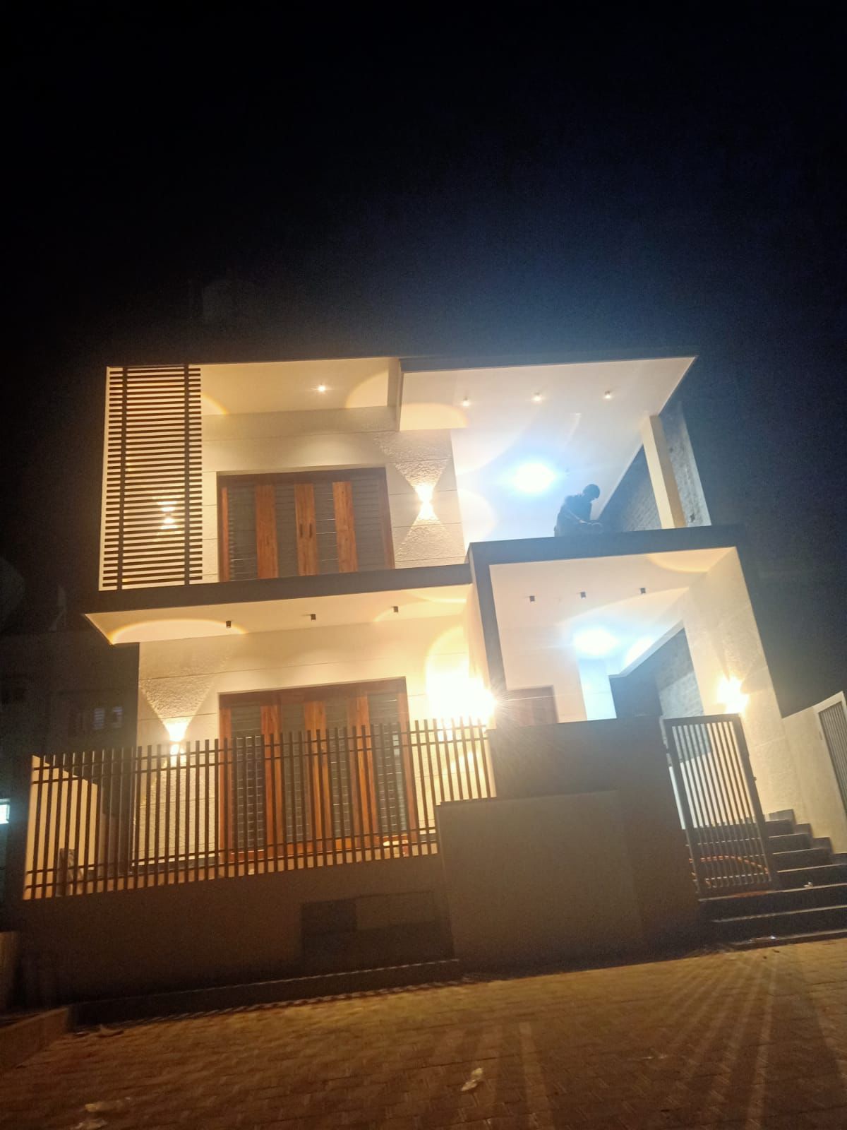 Bypass road, Chikkamgaluru - Site dimension: 30*40